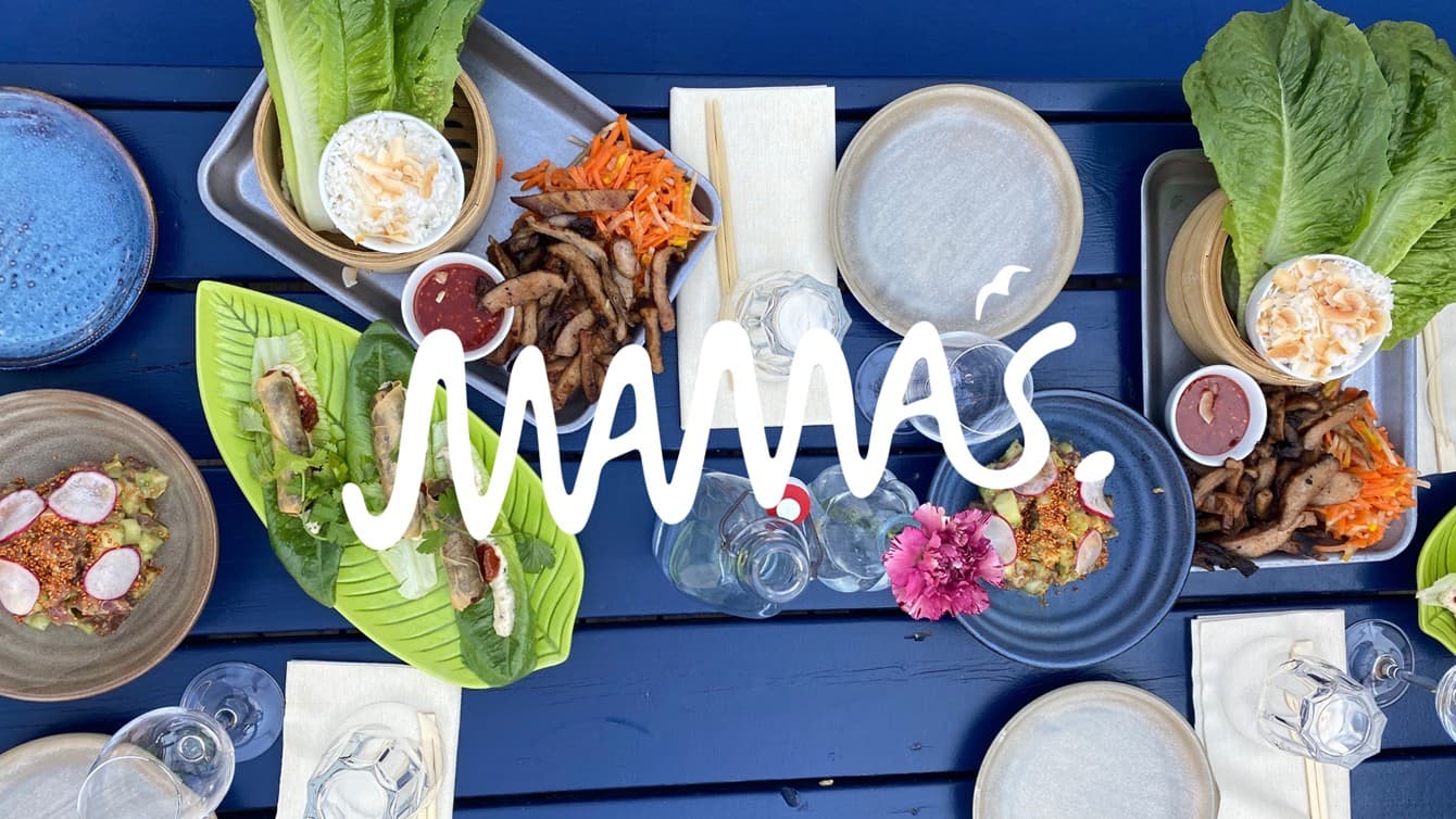 Mama's Marstrand: En Kulinarisk Resa där Världen möter Havet