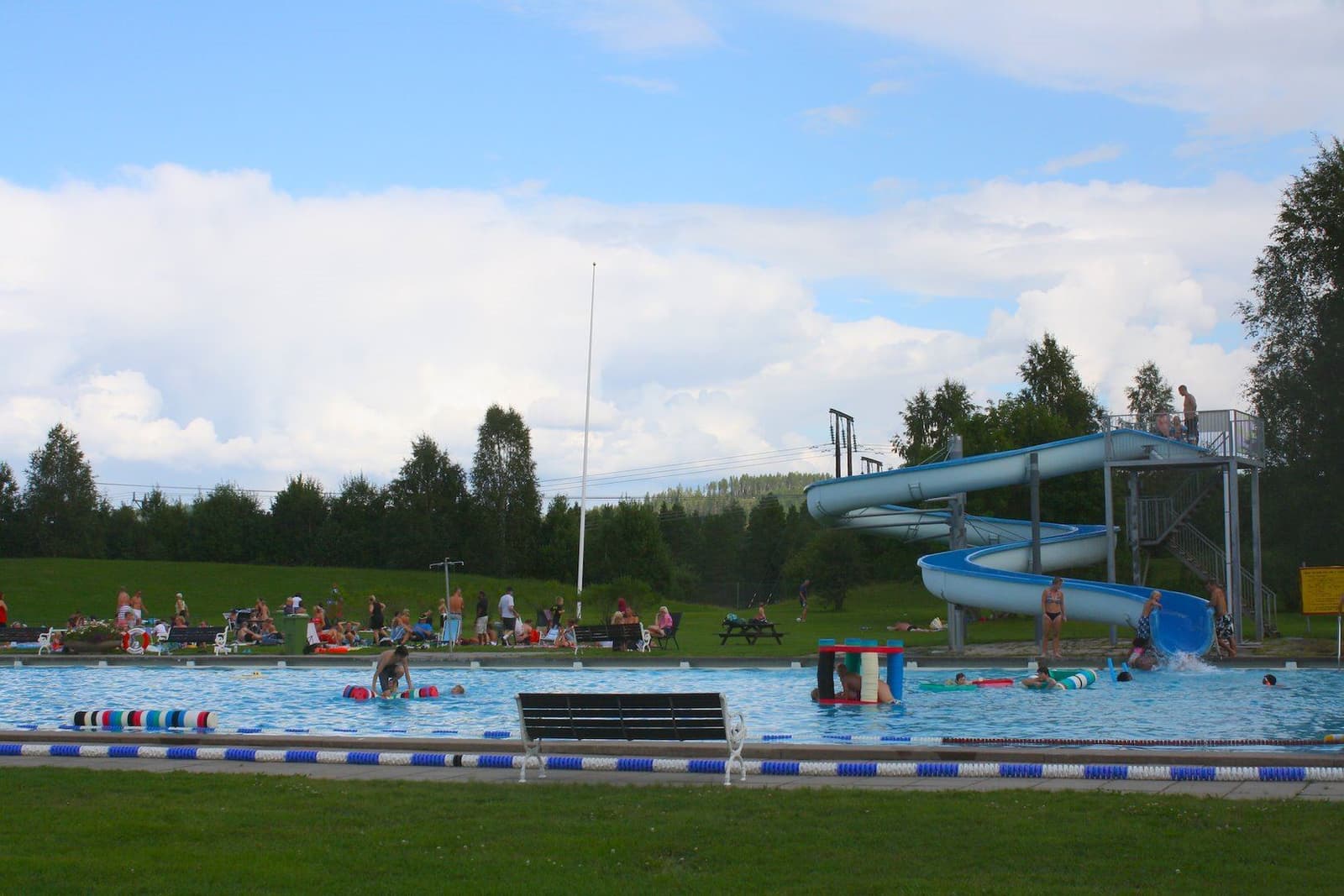 Vännäs Bad & Camping: Umeälvens sommaridyll