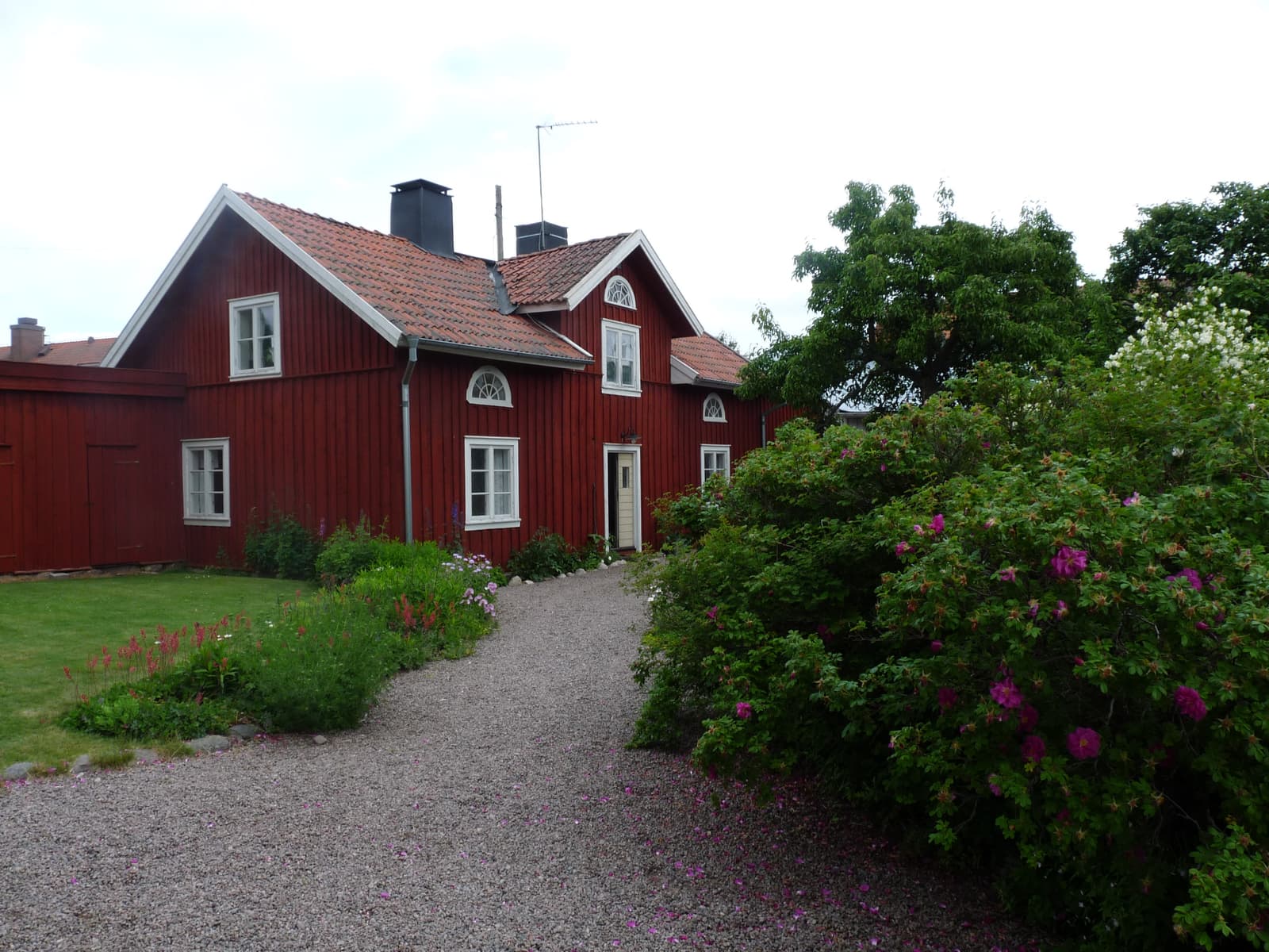 Historiskt boende Hjo: En trähusikyll vid stadens hjärta