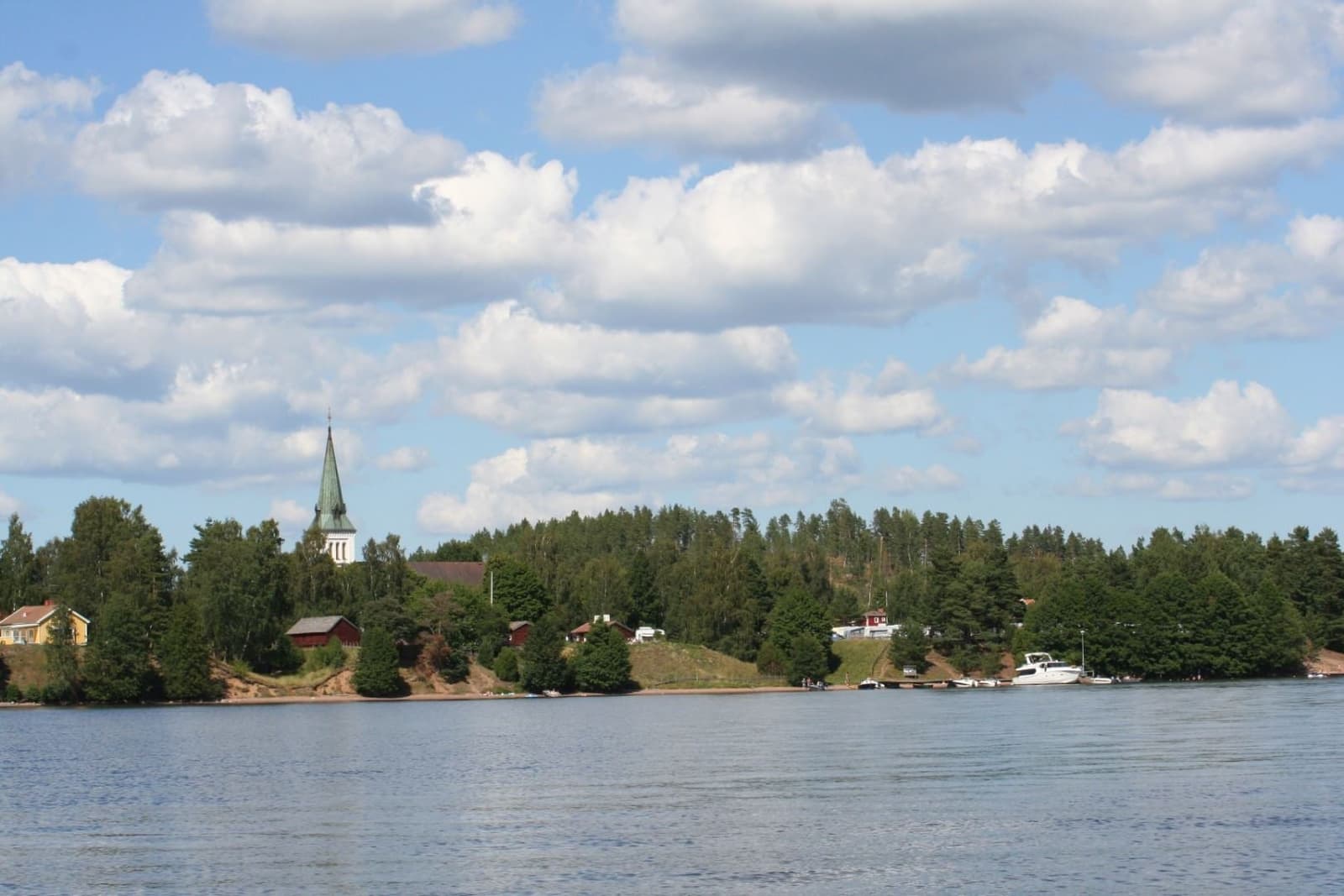 Malexander Camping – Äventyr vid sjön Sommens klara vatten