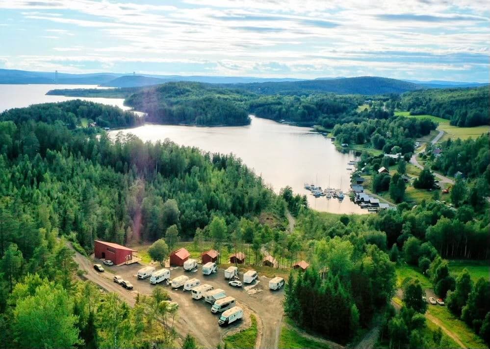Sjöbodviken Lövvik: Camping vid Ångermanälvens delta