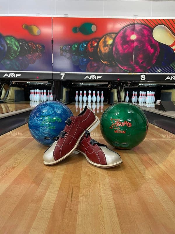 Sundsta Bowling & Café: Lekfull paus i Karlstad