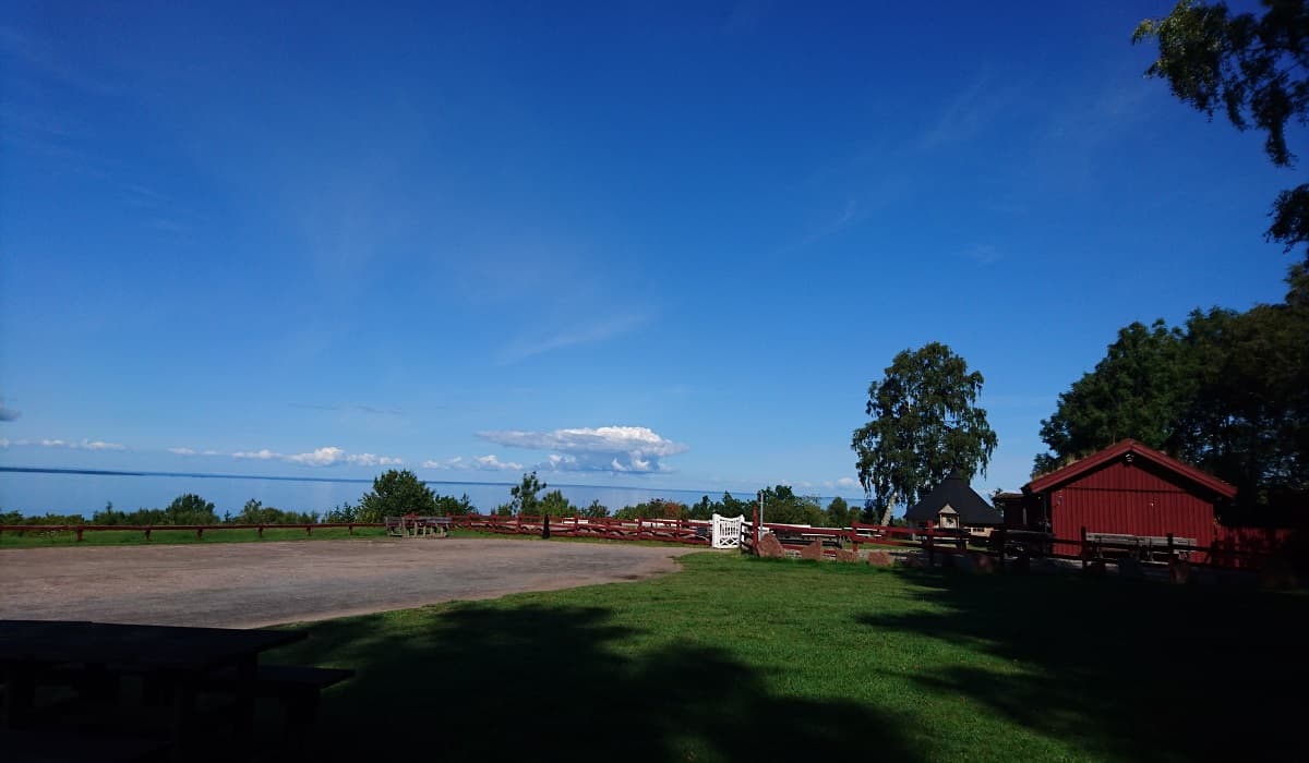 Utsiktens Kaffestuga: En fikapaus med storslagen panoramavy