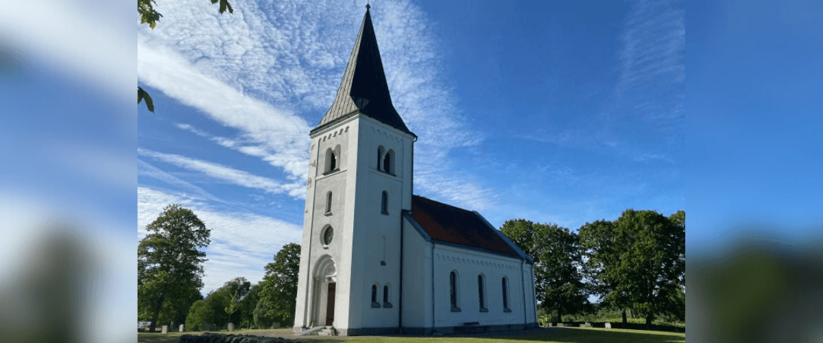 Suntaks Kyrka: Ett nygotiskt landmärke i Tidaholm