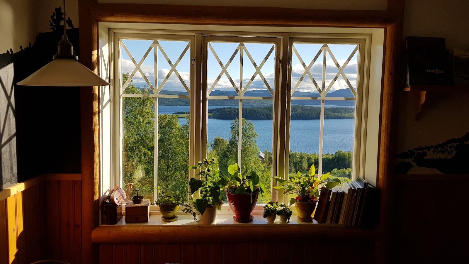 Till häst i Jorm & Korpens öga: Autentiska naturupplevelser vid Jämtlands pärlor