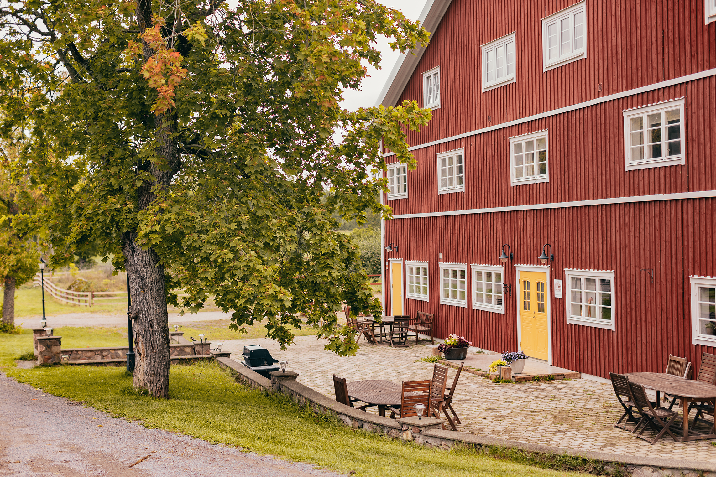 Sundsmåla Gård: Autentiskt lantliv vid sjön Rängen i Östergötland