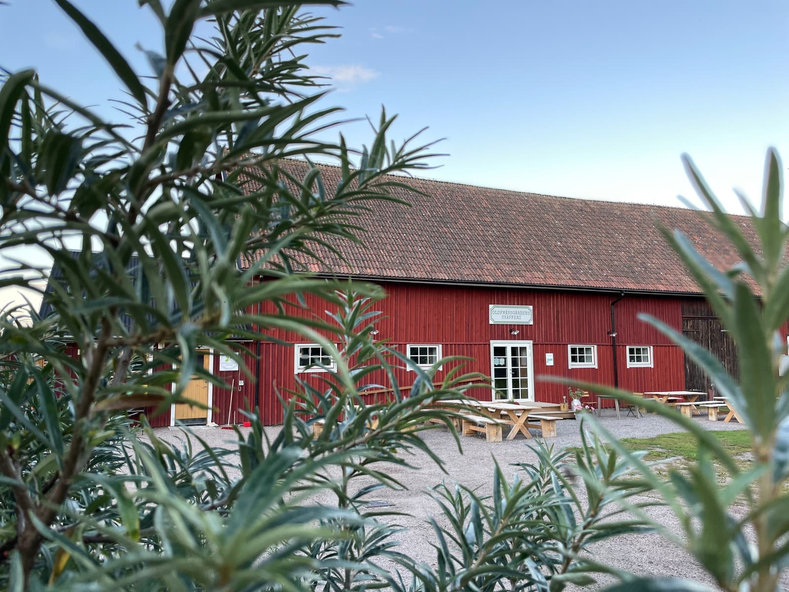 Olofmånsgårdens Skafferi: Ett kulinariskt arv vid Kinnekulles fot
