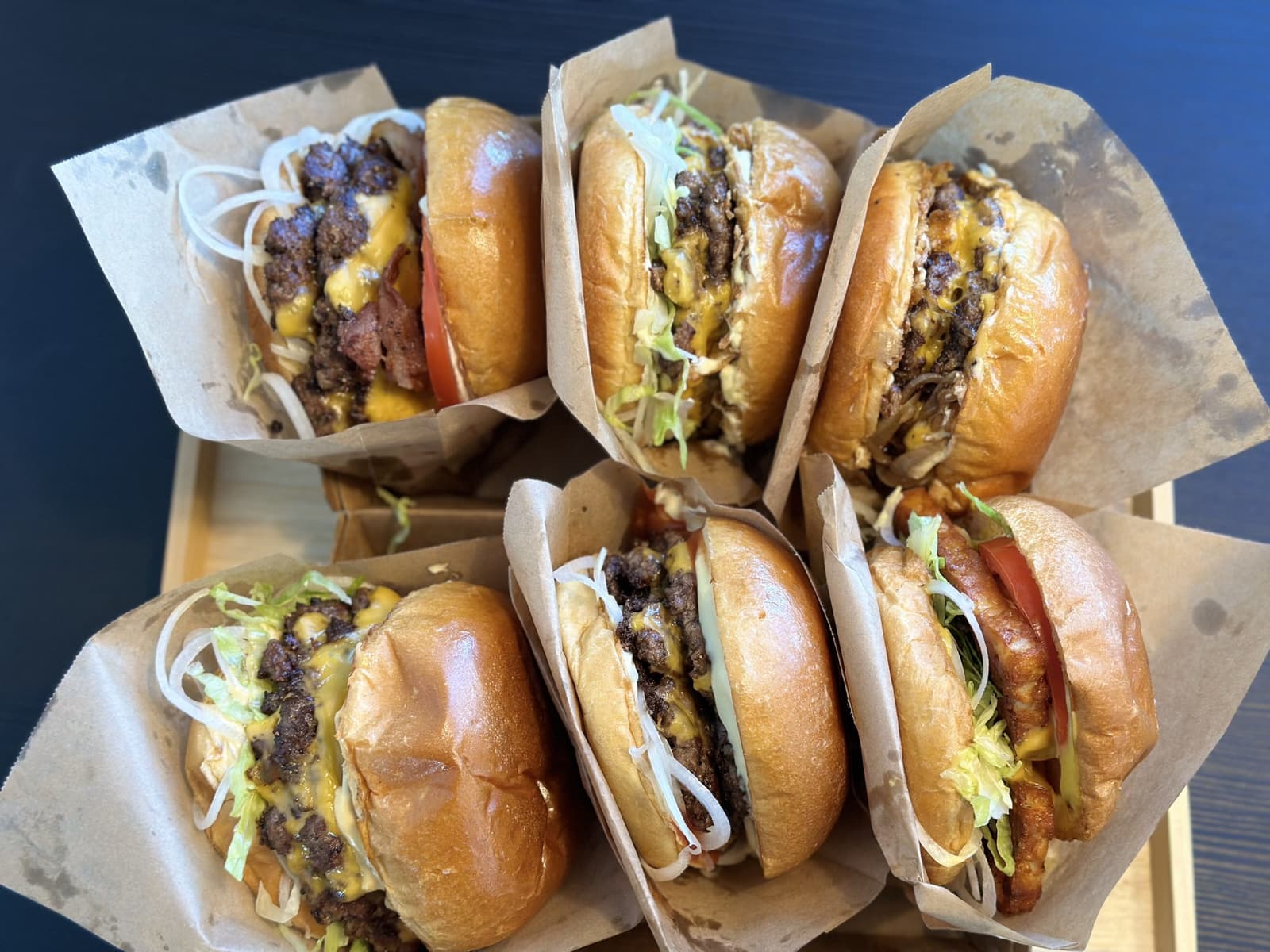 Smashing Burgers: Gourmetburgare med fokus på kvalitet