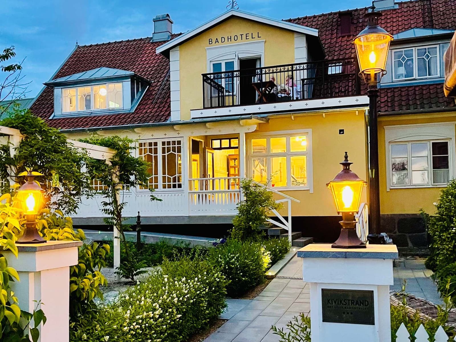 Kivikstrand Badhotell: Vandring längs havets bris