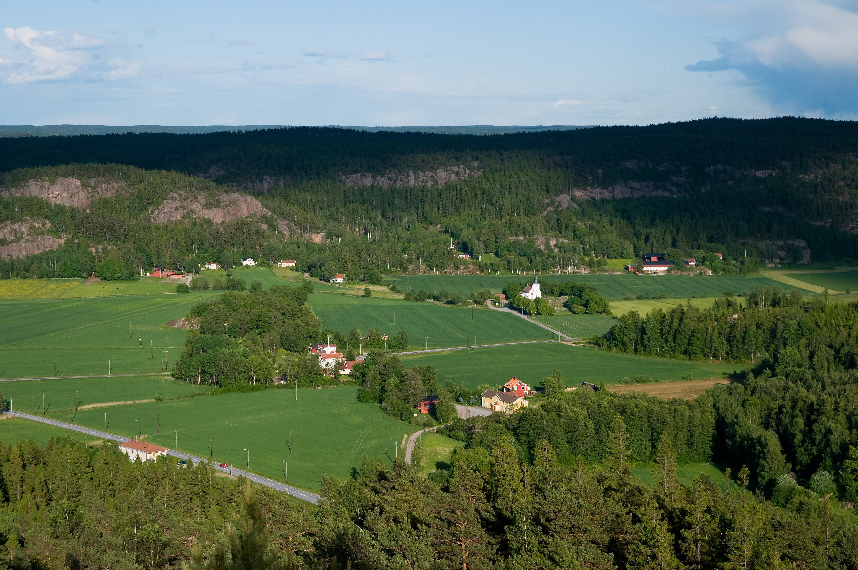 Upptäck Bärfendal: En vandrares pärla i Bohusläns inland