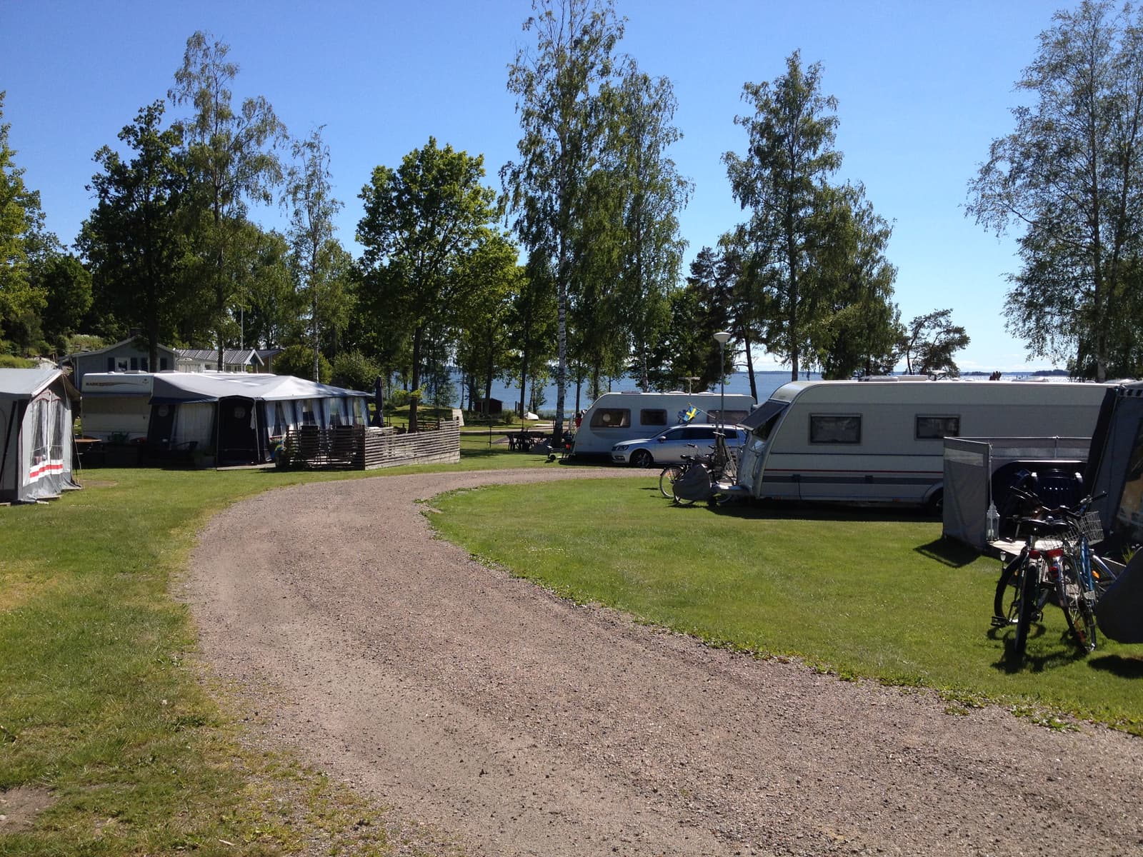 Sundsörns Camping: Sommardoft vid Vänern