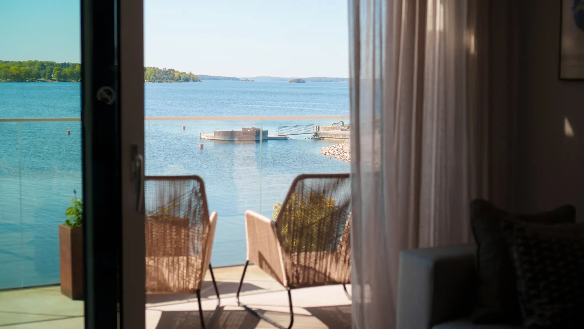 Slottsholmen – Unikt flytande hotell i Västervik