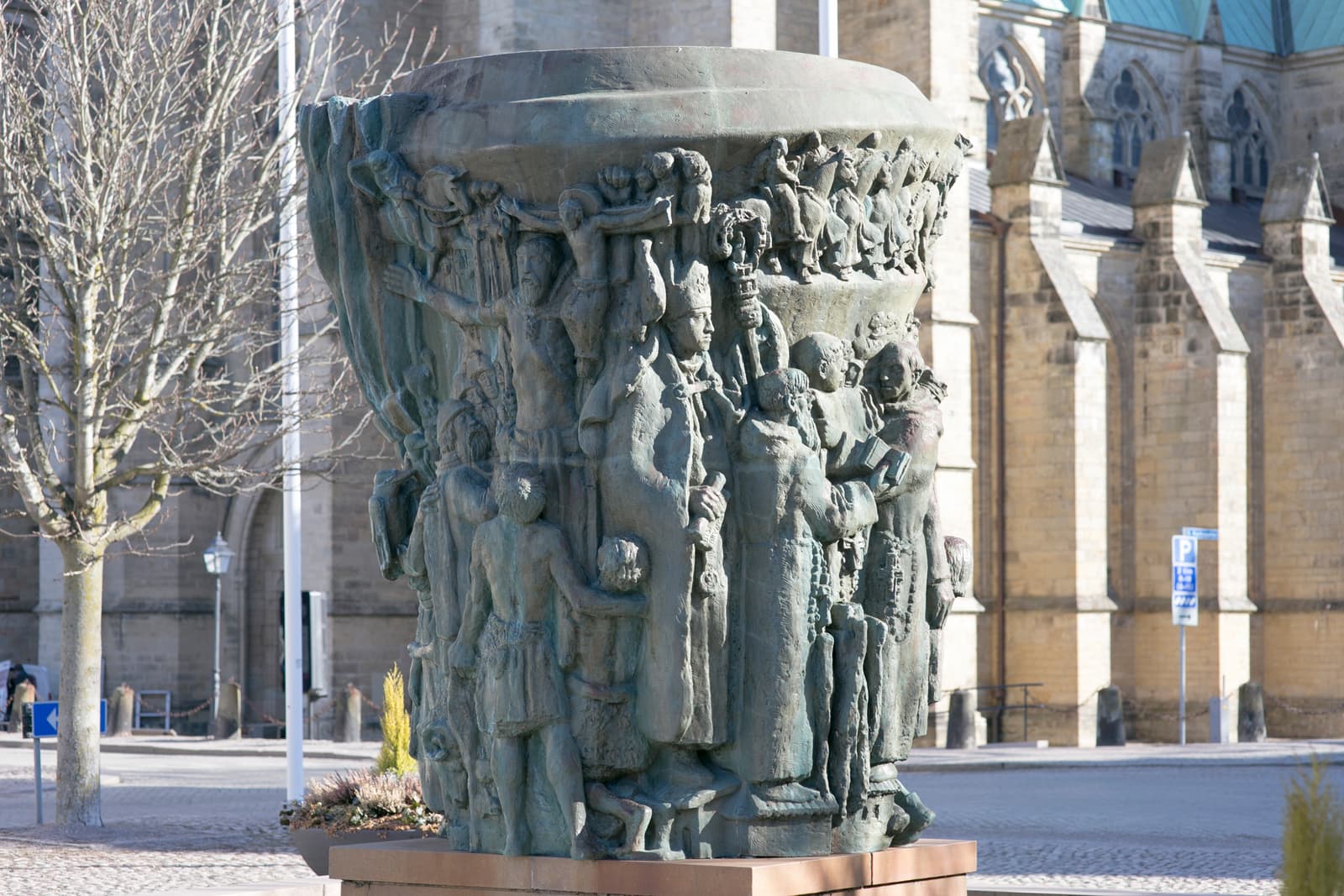 Krönikebrunnen – Uddevallas Pulserande Historiska Centrum