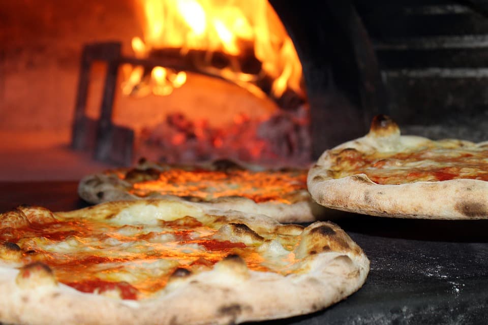 Pizzeria Italia: Mediterrana smaker möter Bohuslänska vindar i Kungshamn