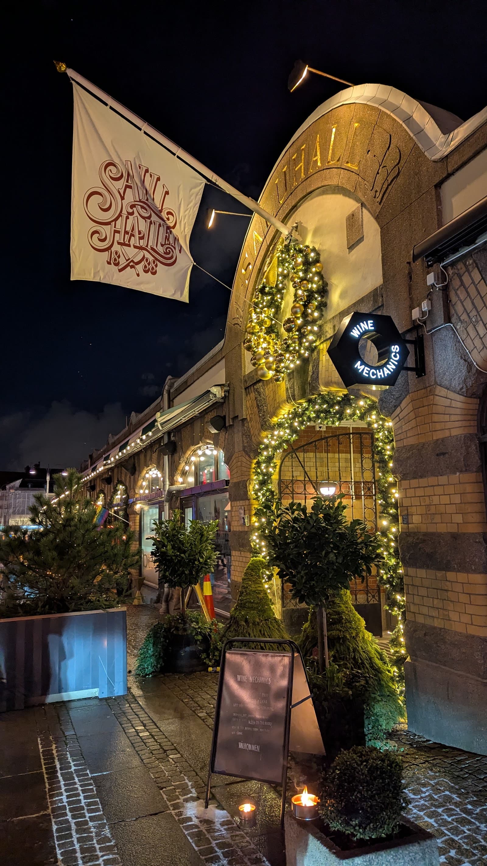 Wine Mechanics Saluhallen: Urbant vinäventyr i Göteborg