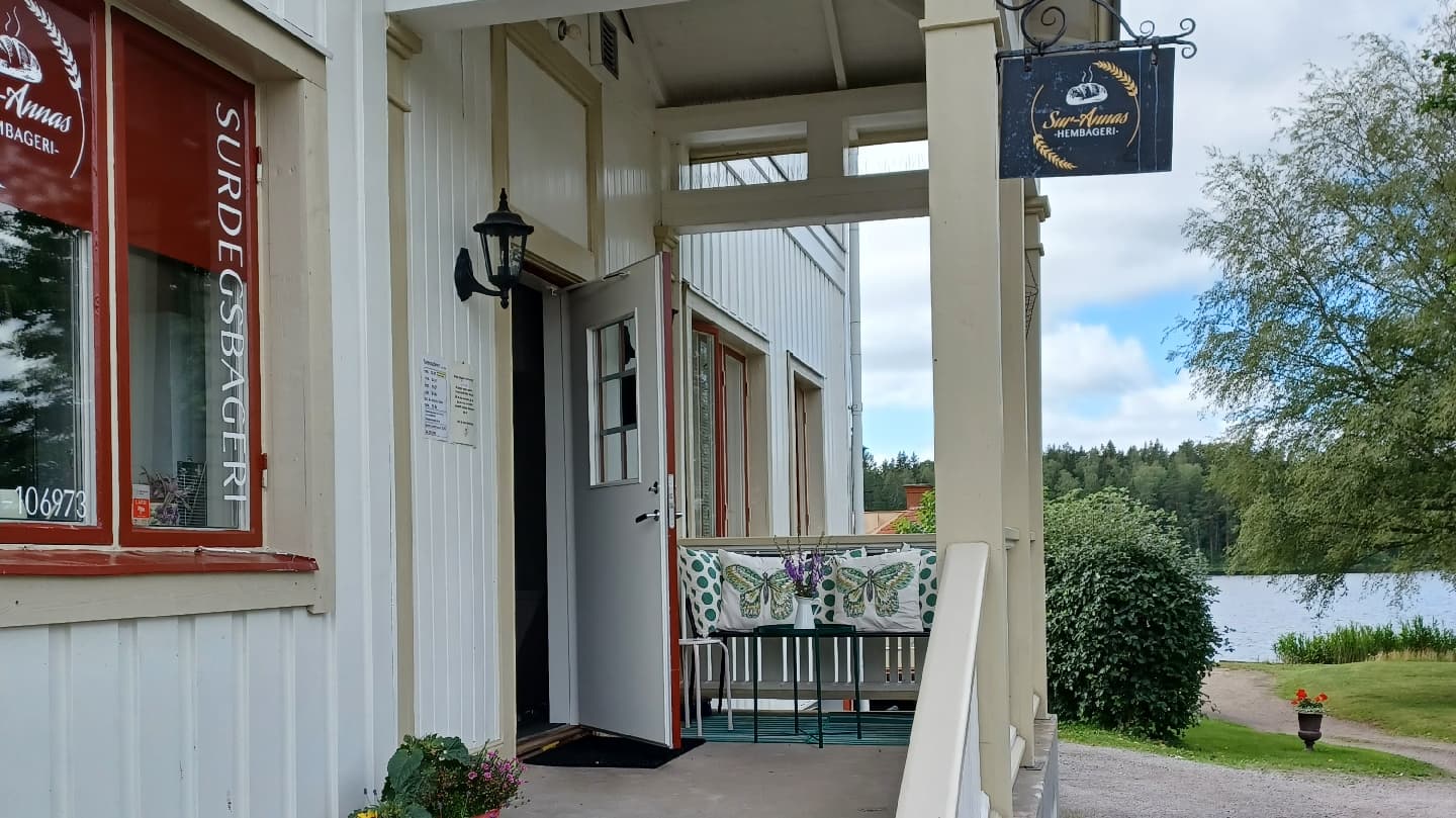 Sur-Annas Hembageri: En Smakresa i Svartås Kulturlandskap