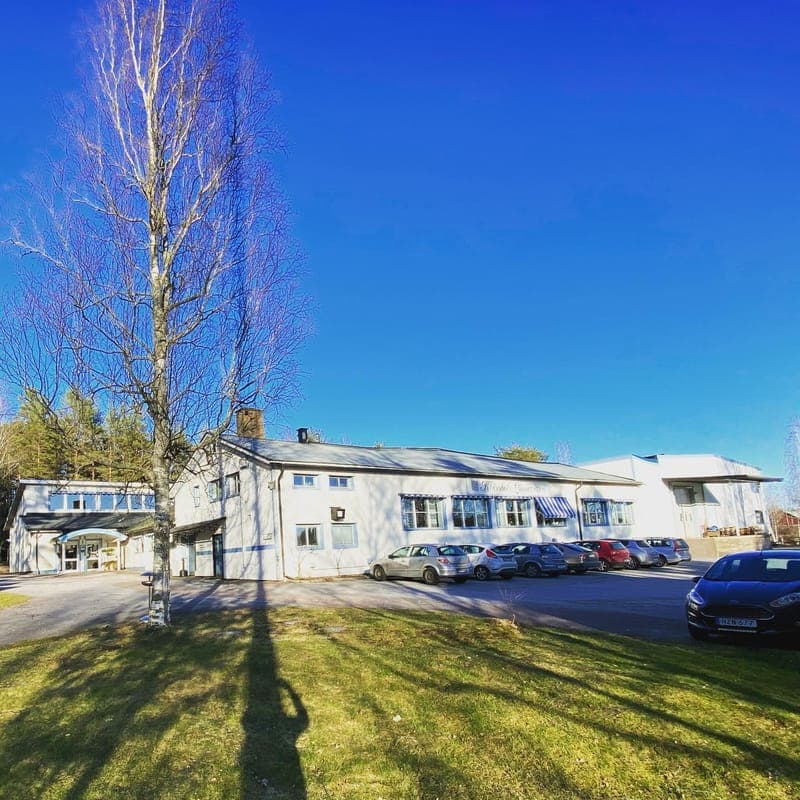Ställplats Klässbols Linneväveri: Värmländsk kultur och hantverk i fokus