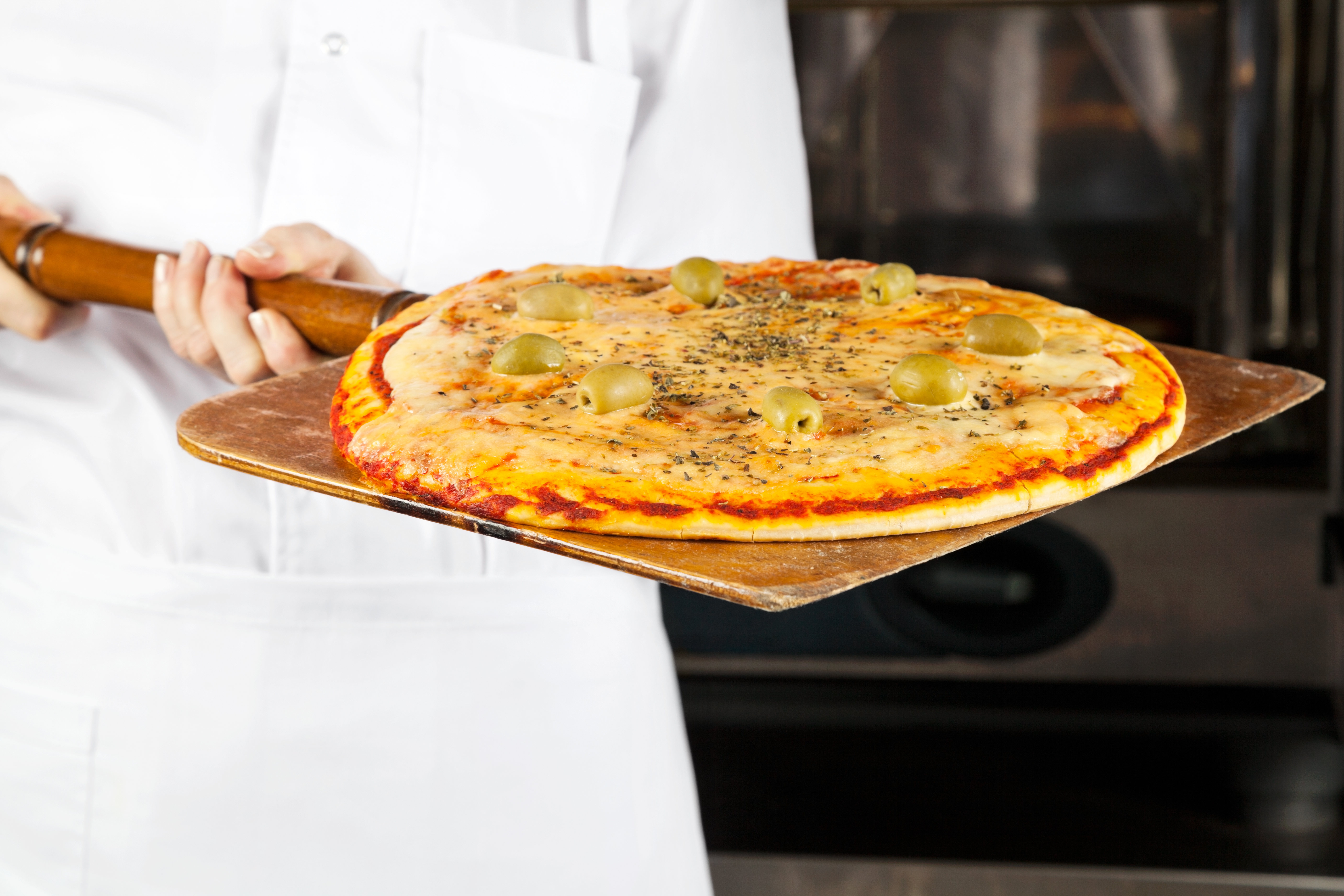 Pizzeria Rimona: Vedugnens magi möter västgötsk gästfrihet i Tidaholm