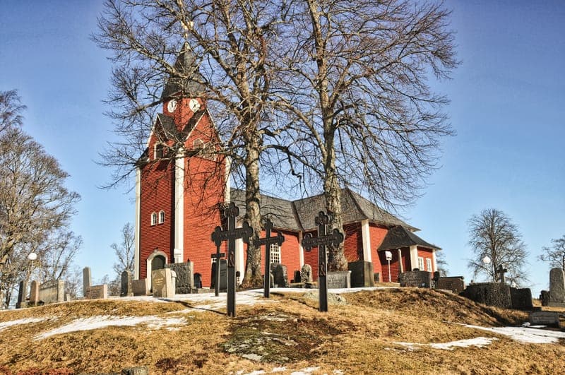 Rämnens Kyrka: Ett Historiskt Stillhetens Tempel