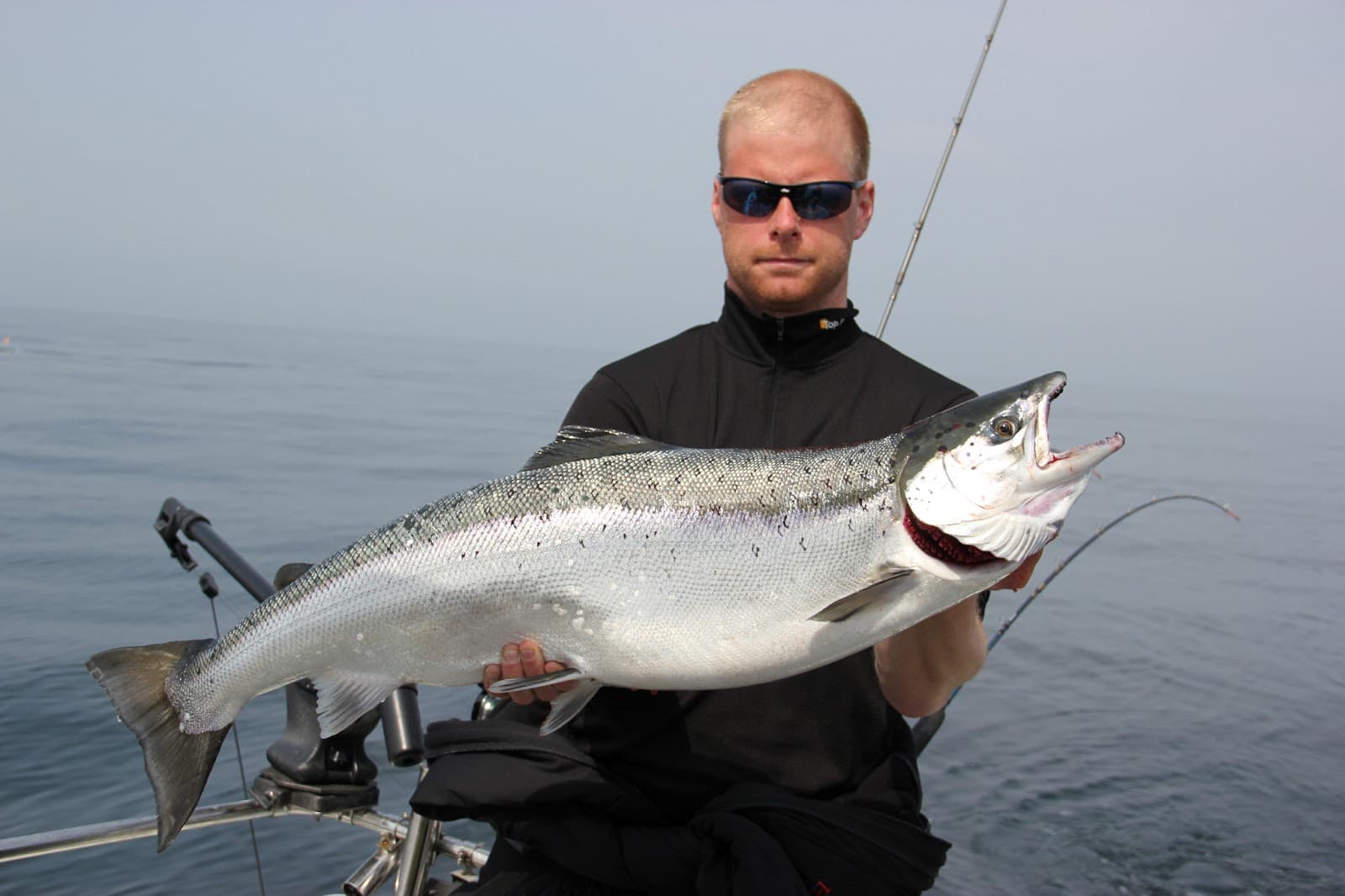 Mamos Fiskeäventyr: Upplev sjöarnas magi