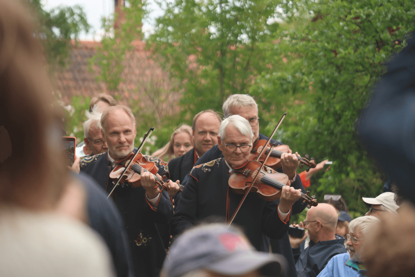 Melodins Mästare: Kvinnorna som Formade Folkmusiken i Dalarna