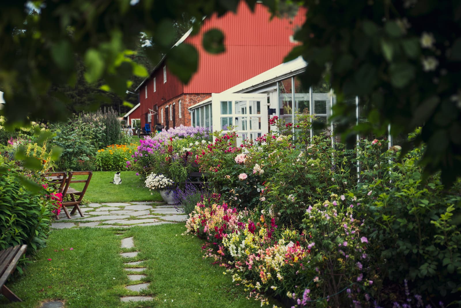 Dalslands Trädgårdar: En levande hyllning till naturens skönhet