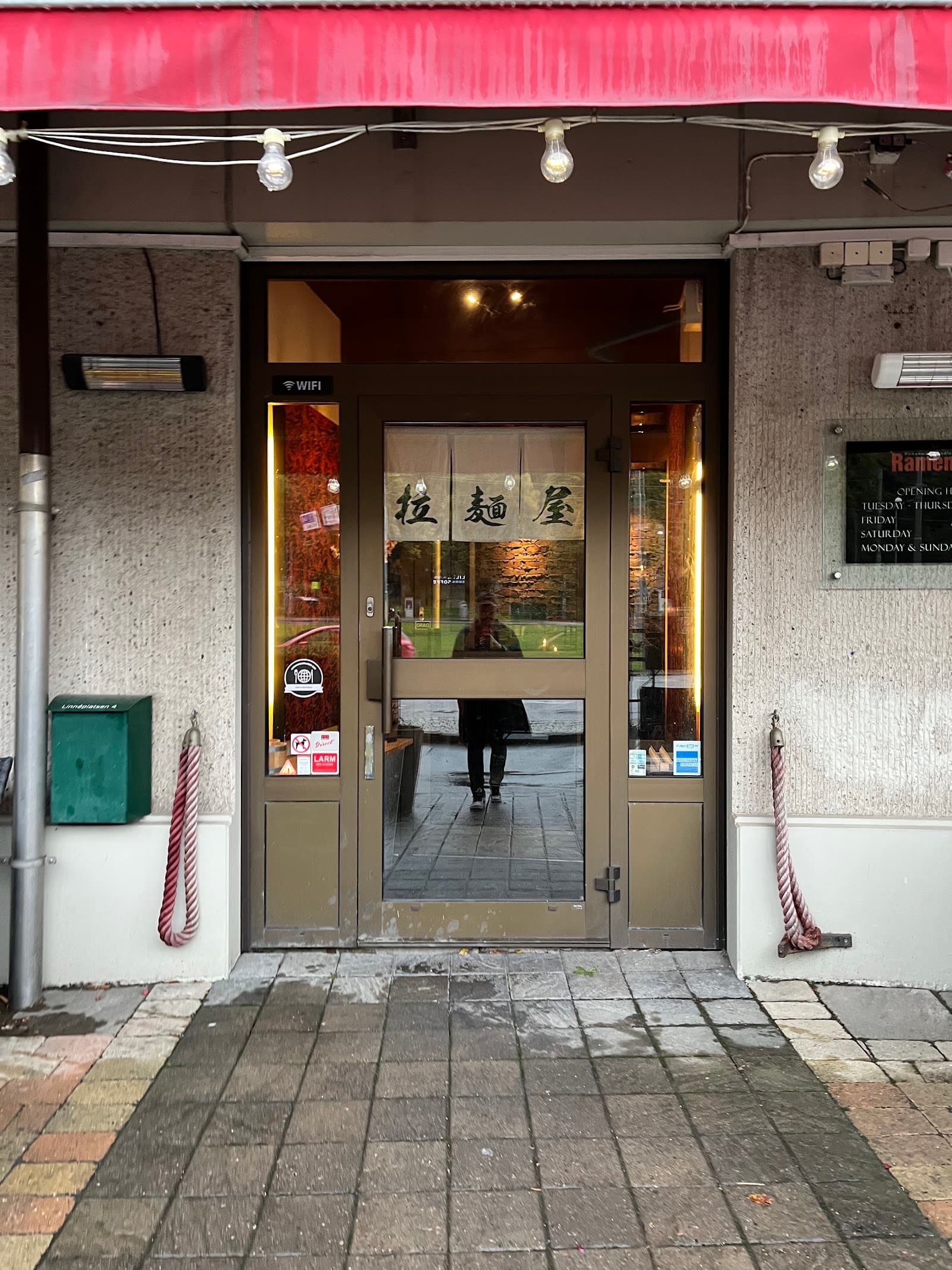 Ramen-Ya: En autenisk smakupplevelse i hjärtat av Göteborg
