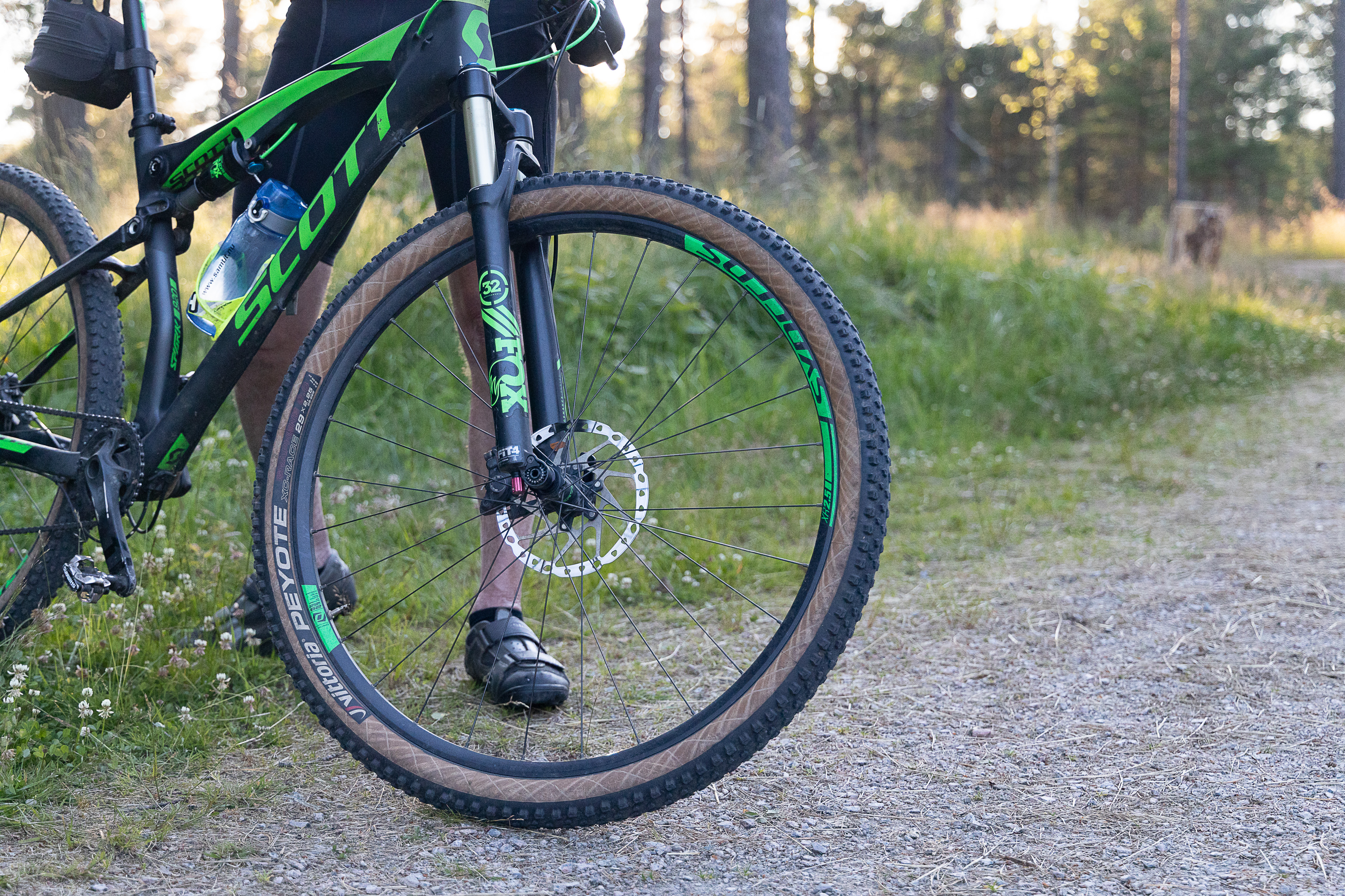 Bjursjöns Mountainbikeleder: Adrenalin vid vattnet