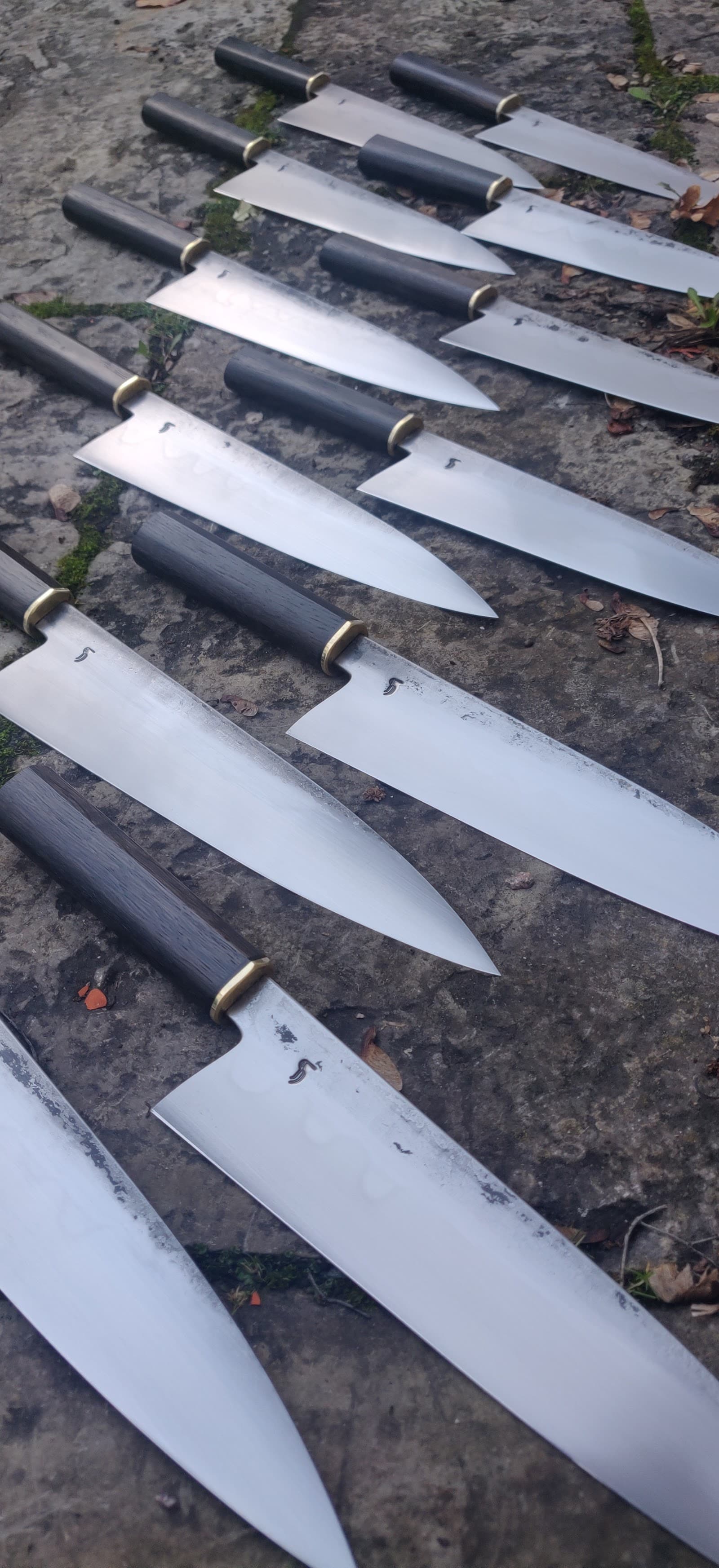 Spåre Kniv AB: Mästerligt knivhantverk i hjärtat av Örebro