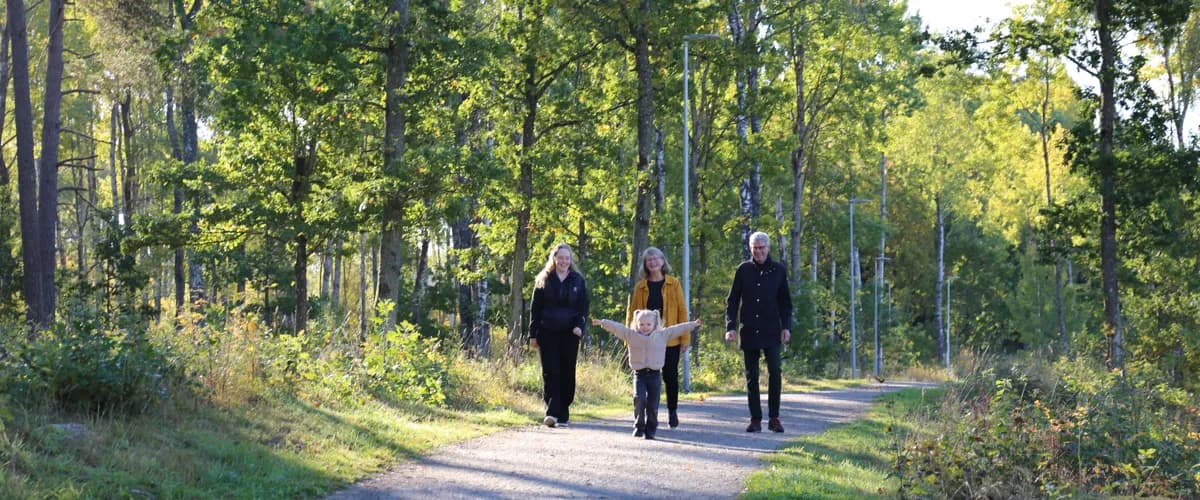 Petersburgs Friluftsområde – Västgötaslättens natur och aktiviteter