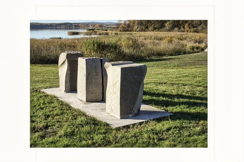 Konstverket 'Musikstycke' vid Vänerns strand