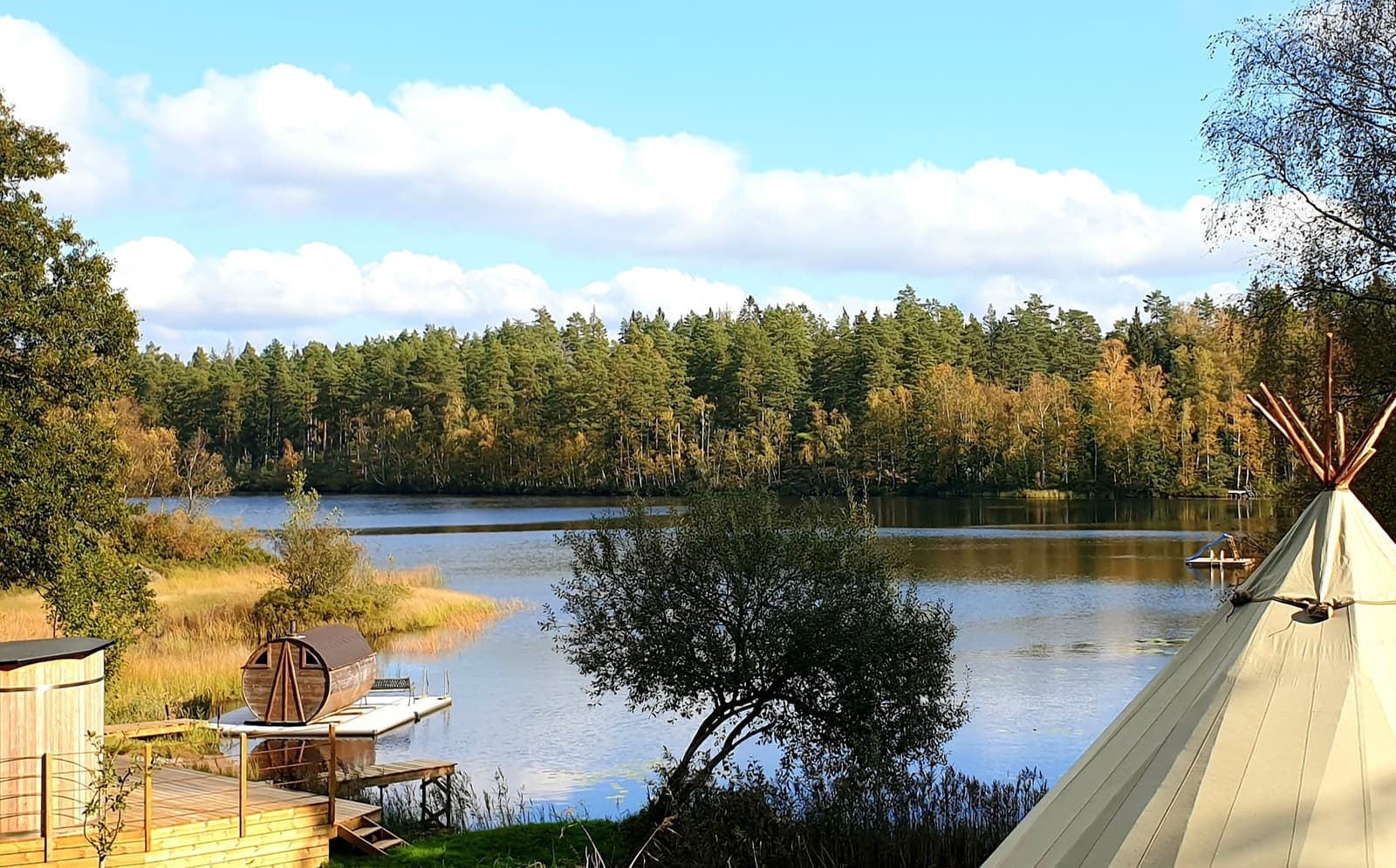 Ödevata Gårdshotell: Smålands hjärta för ro och harmoni.