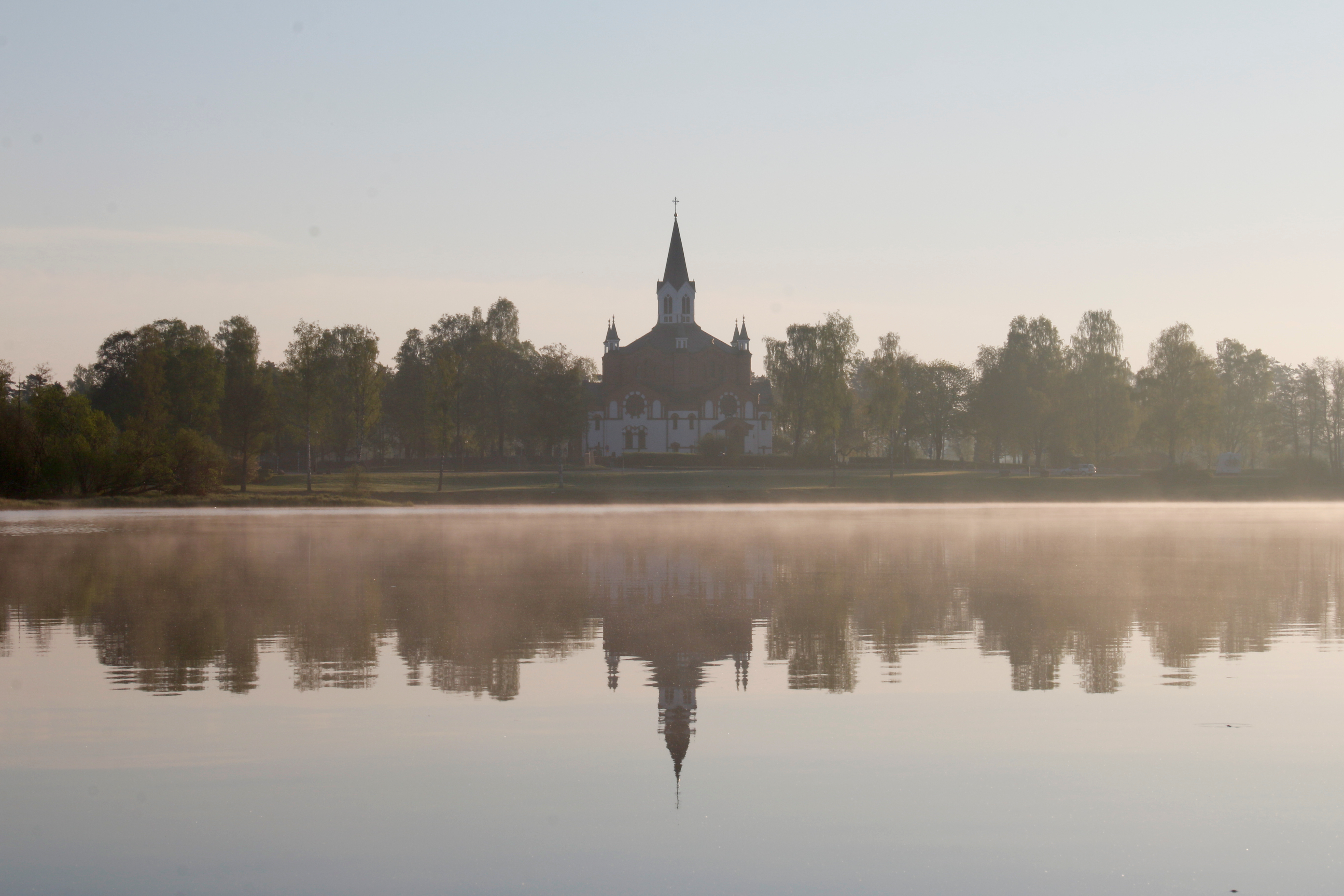 Tranemosjön Runt: En Fristad vid Vattnet