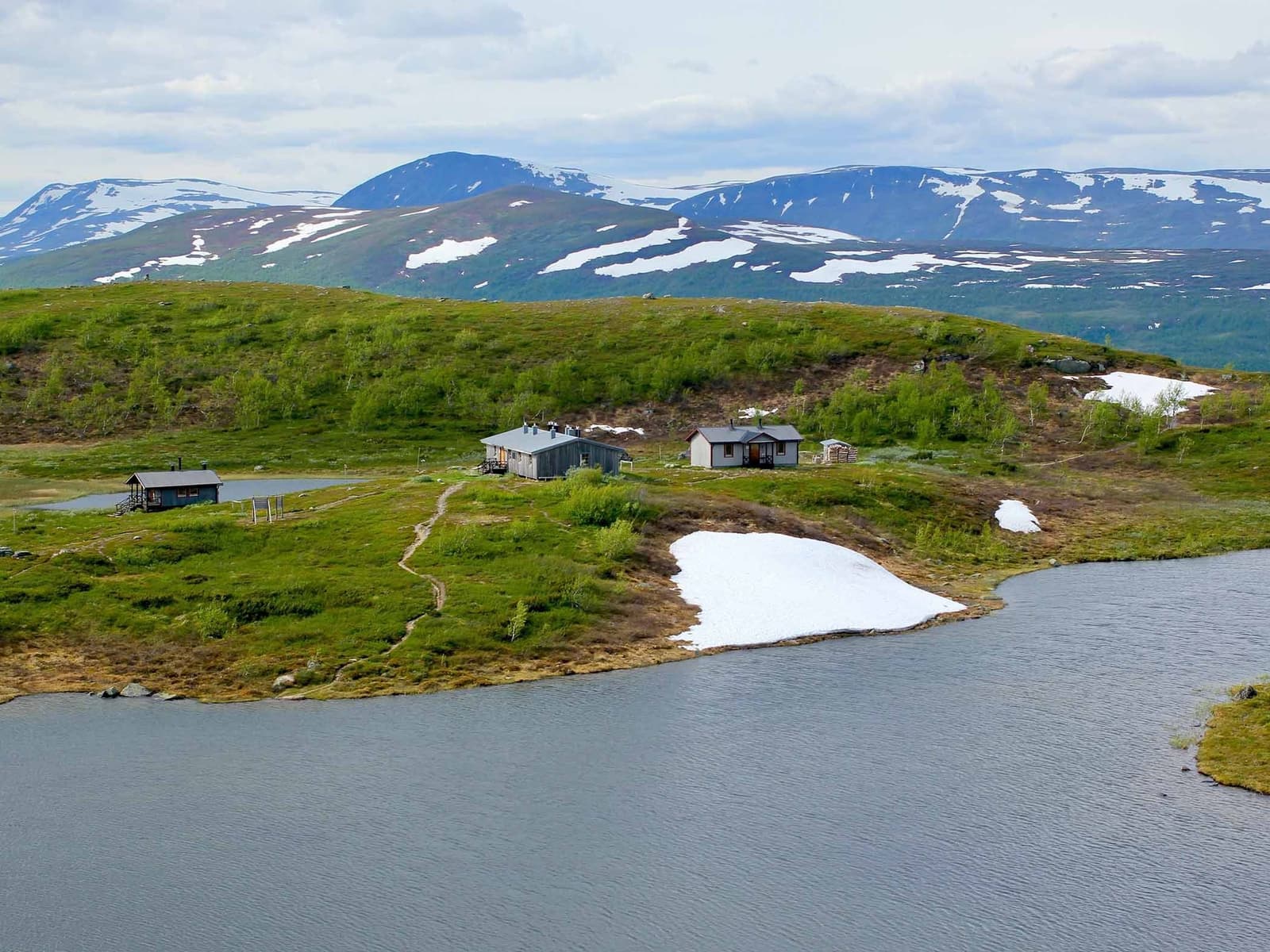 Äijvisåive Boende: Mitt i Ammarnäs vilda famn – en vistelse nära fjäll och historia