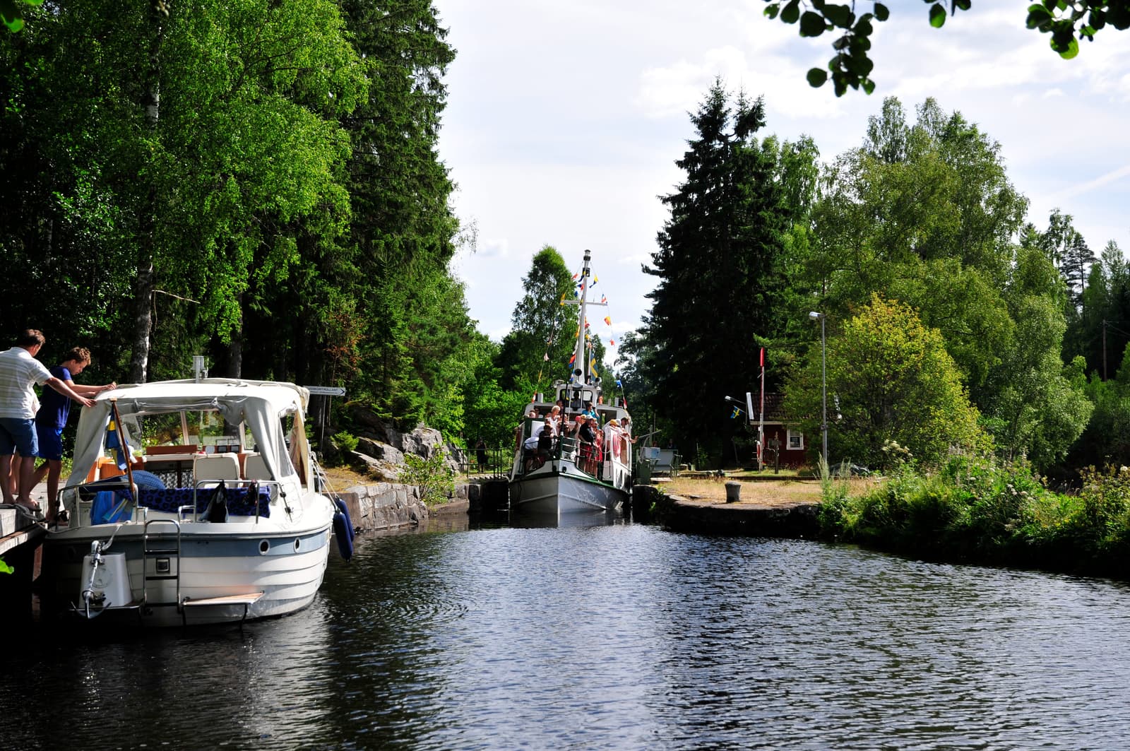 Dalslands Kanal: Laxsjöns slussar – ingenjörskonst i naturskön miljö