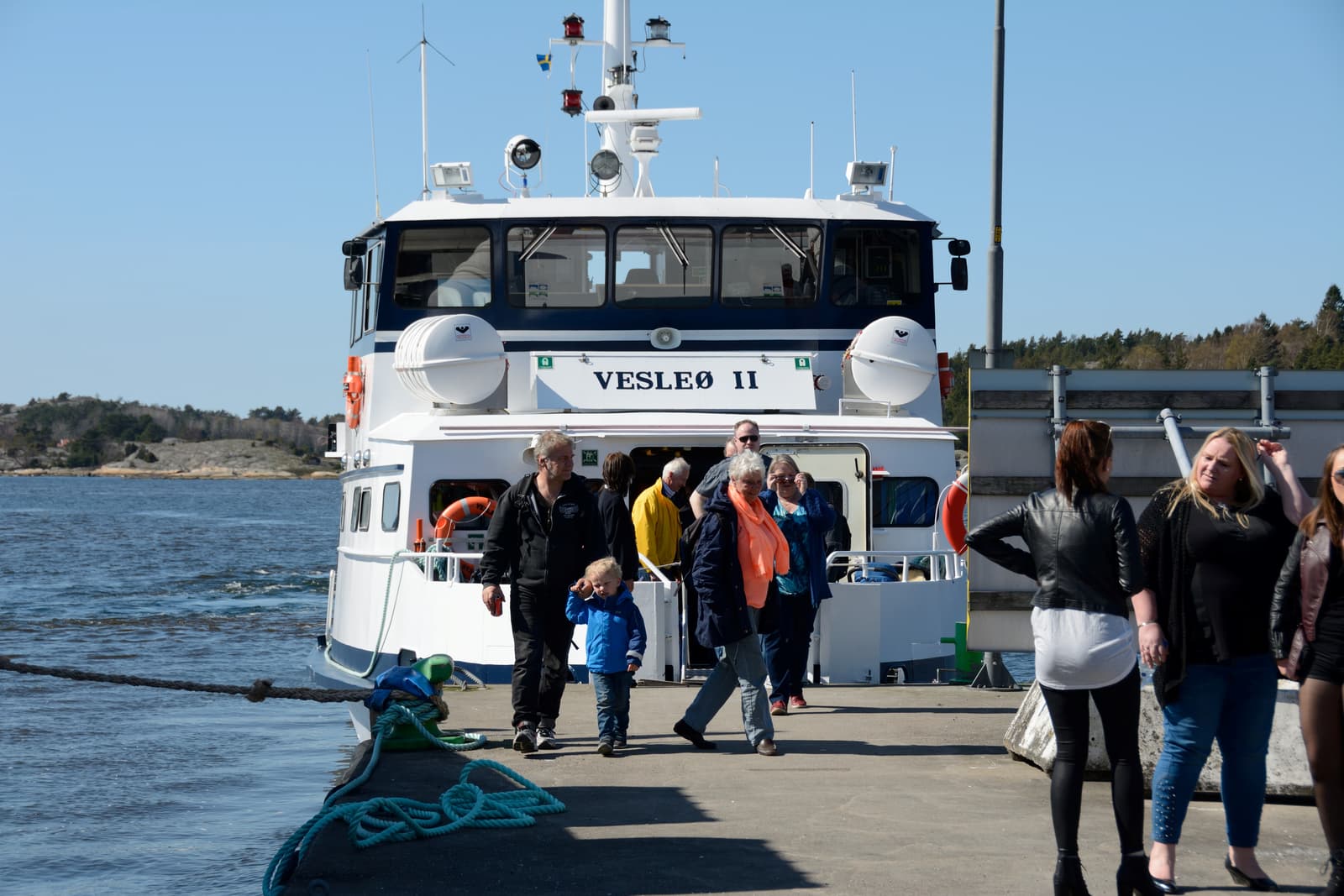 Nadir Hvaler Fjordcruise: En Själfull Resa Genom Kustlandskapet