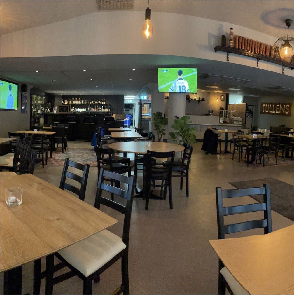 Tullens Restaurang & Sportbar: Ulricehamns historiska mötesplats för nutida njutning