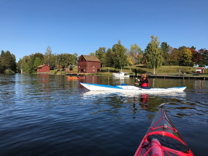 Kajakpaddling i Borgviks Kulturlandskap